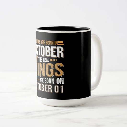 verjaardagsgeschenk | Koningen worden geboren in o Tweekleurige Koffiemok (Voorkant rechts)