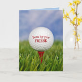 Verjaardagsgolfbal op tee voor vriend kaart (Gele Bloem)