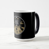 Verjaardagsgolfer op de heuvel magische mok (Voorkant rechts)