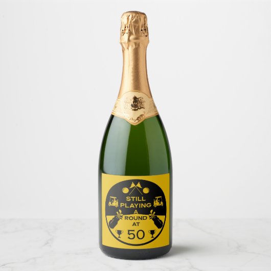 Verjaardagsgolfer op de heuvel sparkling wijnetiket (Voorkant)
