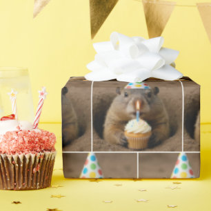 Verjaardagsgrondhond met een Cupcake Cadeaupapier