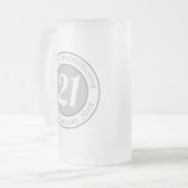 Verjaardagsherdenking met naam, leeftijd en datum matglas bierpul (Voorkant links)