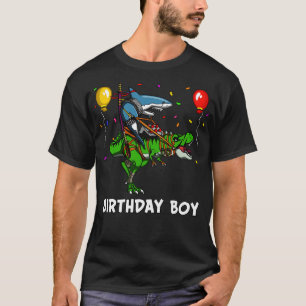 Verjaardagsjongen Ninja Riding Dinosaurus T-shirt