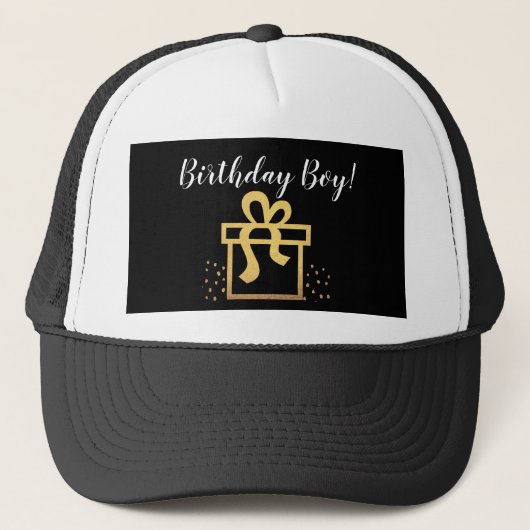 Verjaardagsjongen Zwart en Gouden Faux Folie Trucker Pet (Voorkant)