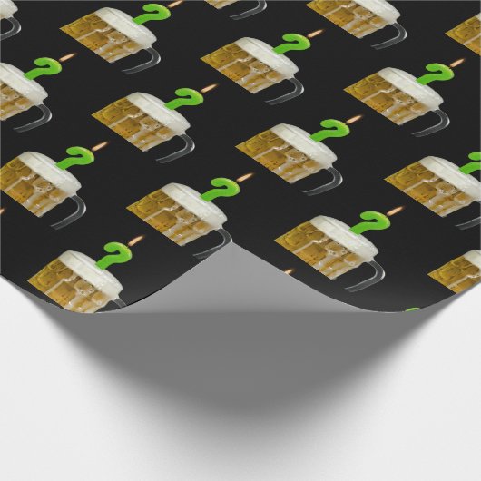 verjaardagskaars in bier cadeaupapier (Hoek)