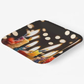 Verjaardagskaarsen en bokeh lichten papieren bordje (Gebogen)