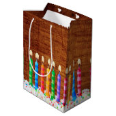 Verjaardagskaarsen op hout medium cadeauzakje (Achterkant Gekanteld)