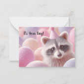 Verjaardagskaart "Grappige wasbeer en ballonnen" Notitiekaartje (Voorkant)