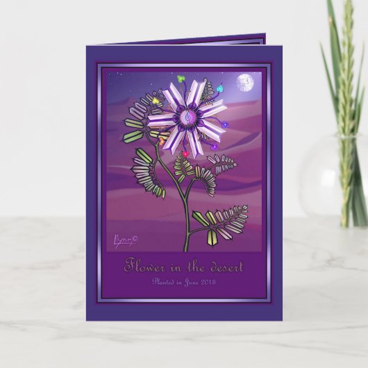 Verjaardagskaart met bloem in de woestijn kaart (Voorkant)