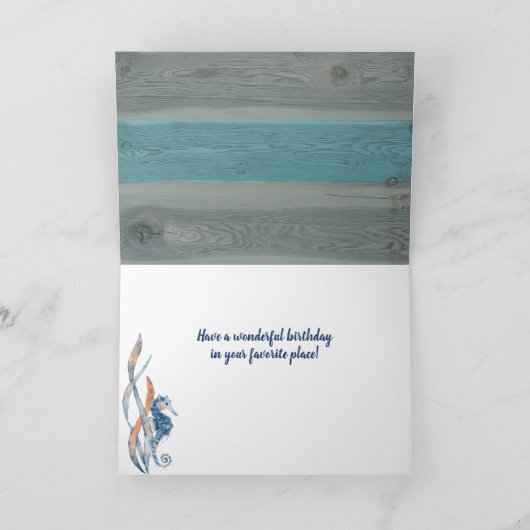 Verjaardagskaart met strandthema en opgevouwen ont kaart (Binnen)