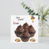Verjaardagskaart Uitnodiging Chocolade Cupcake (Staand voorkant)