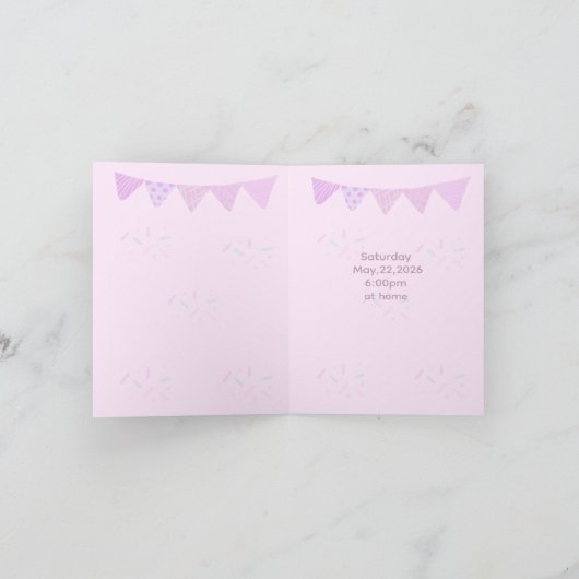 Verjaardagsmeisje gevouwen uitnodiging |Aanpasbare (Binnen)