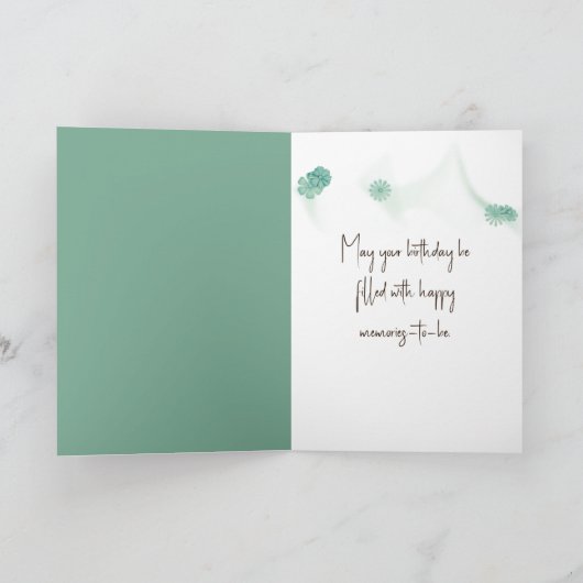 Verjaardagsmeisje in de zomertuin kaart (Binnen)