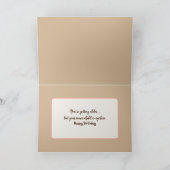 Verjaardagsmeisje leest voor aan teddyberen kaart (Binnen)