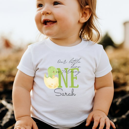Verjaardagsshirt voor baby met naam en dinosaurus