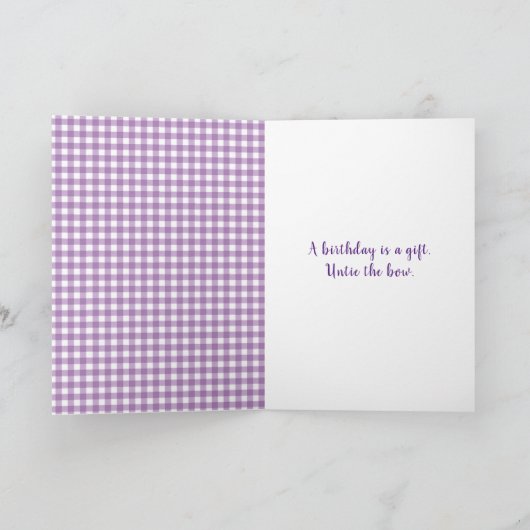 Verjaardagsstrik met Daisy On Gingham Kaart (Binnen)