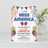 VERJAARDAGSUITNODIGING 4 juli voor elke leeftijd Kaart (Staand voorkant)