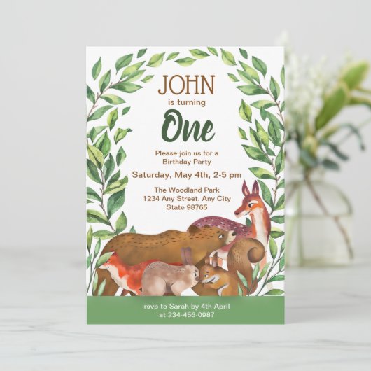 Verjaardagsuitnodiging eerste verjaardag bosdieren kaart (Staand voorkant)