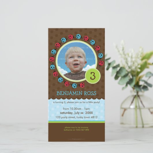 VERJAARDAGSUITNODIGING FOTOCARD :: lieveheersbeest (Staand voorkant)