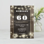 Verjaardagsuitnodiging met hangende lichten kaart (Staand voorkant)