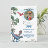 Verjaardagsuitnodiging voor dinosaur jongen kaart (Staand voorkant)