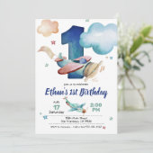 Verjaardagsuitnodiging voor het thema Vliegtuig Kaart (Staand voorkant)