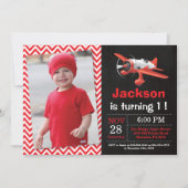 Verjaardagsuitnodiging voor het vliegtuig. Verjaar Kaart (Voorkant)