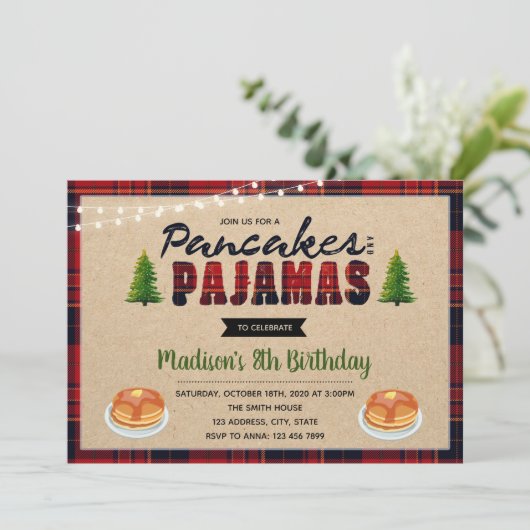 verjaardagsuitnodiging voor pannenkoeken en pyjama kaart (Staand voorkant)