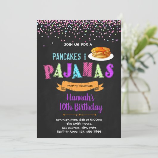 verjaardagsuitnodiging voor pyjama's en pannenkoek kaart (Staand voorkant)