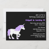 Verjaardagsuitnodiging voor regenboog, wolken en e kaart (Achterkant)