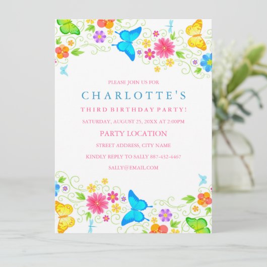  verjaardagsuitnodiging voor vlinders kaart (Staand voorkant)