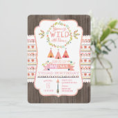 Verjaardagsuitnodigingen voor jonge, wilde en drie kaart (Staand voorkant)