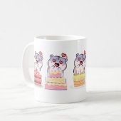 Verjaardagsverrassing met taart en kattenontwerp koffiemok (Voorkant links)