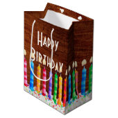 Verjaarskaarsen op hout medium cadeauzakje (Voorkant Gekanteld)