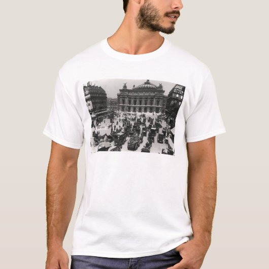 Verkeer voor het Opera House van Parijs T-shirt (Voorkant)