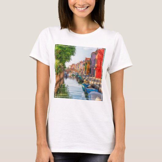Verken de levendige charme van Burano T-shirt (Voorkant)