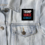 Verkiezingen Trump Vance Kennedy 2024 Vierkante Button 5,1 Cm<br><div class="desc">Verkiezingen Trump Vance Kennedy 2024</div>