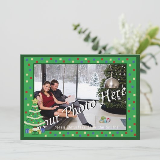 Verkleurde kerstboom met 8-bits videogame-stijl feestdagenkaart (Staand voorkant)