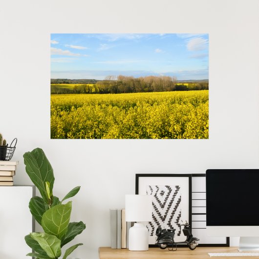 Verkrachte velden omcirkelen het bos - gepersonali poster (Thuiskantoor)