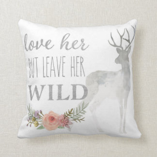 Verlaat haar Wild Boho Deer Nursery Pillow Woodlan Kussen