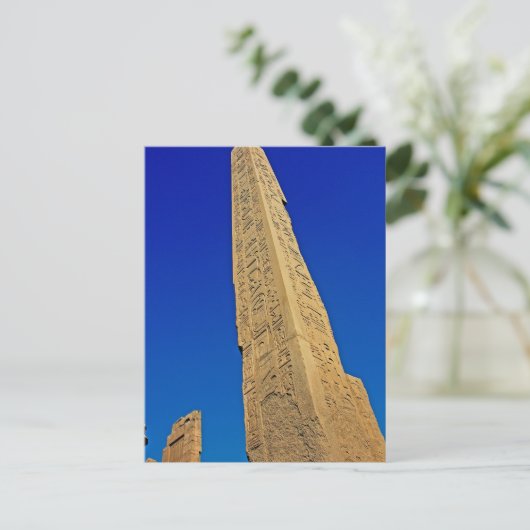 Verlangd in Karnak! Briefkaart (Staand voorkant)