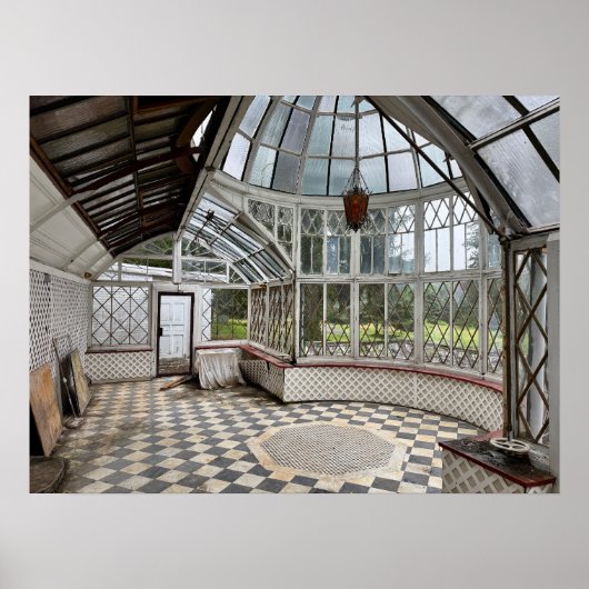 Verlaten Atrium Poster (Voorkant)
