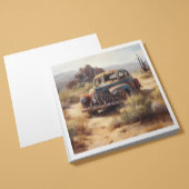 Verlaten auto in de woestijn