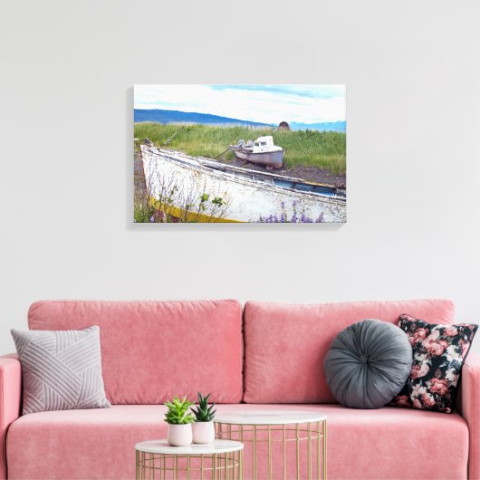 verlaten houten vissersboten in Alaska Canvas Afdruk (Insitu (Woonkamer))