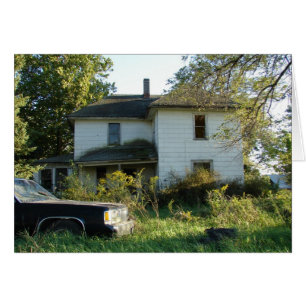 Verlaten huis en auto op het platteland van Iowa