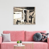 Verlaten interieur van een rustieke kamer canvas afdruk (Insitu (Woonkamer))