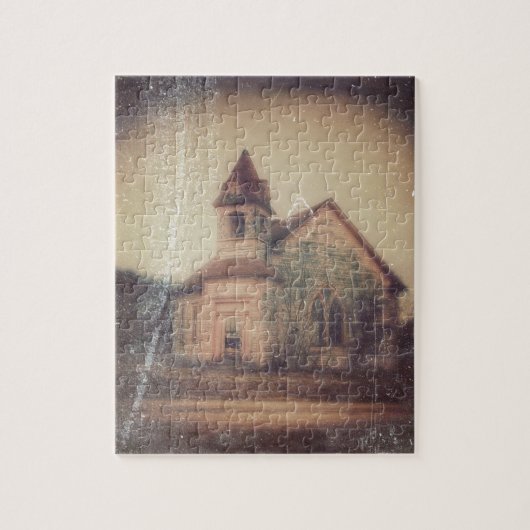 Verlaten plattelandskerk legpuzzel (Verticaal)