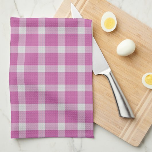 Verlegen roze en witte geruite gingham theedoek (Quarter Fold)