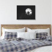 Verlegen witte daisy canvas print (Insitu (Slaapkamer))