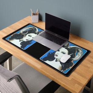 'Verleiding in de Magick' Schilderij op een Bureaumat